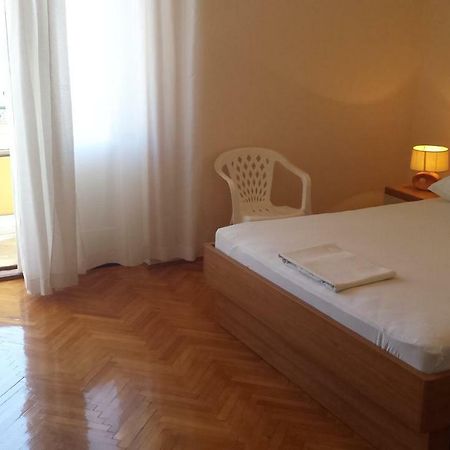 Apartments Jerko Jadrijevic พรีมอชเตน ภายนอก รูปภาพ