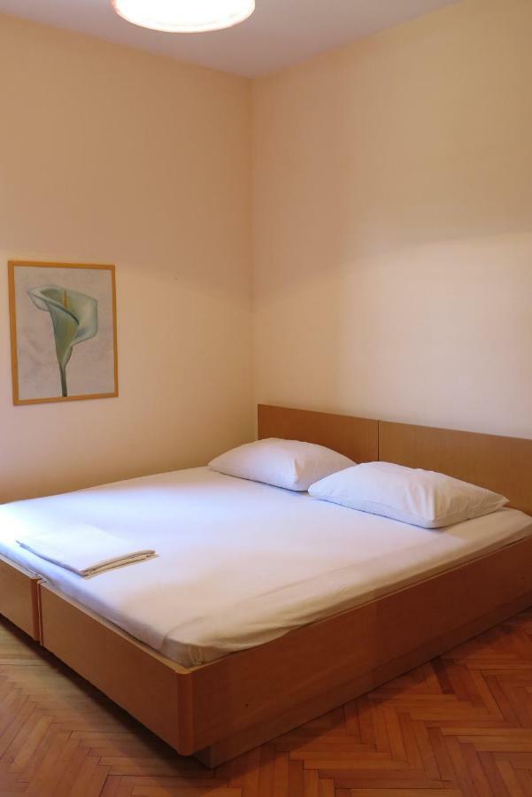 Apartments Jerko Jadrijevic พรีมอชเตน ภายนอก รูปภาพ
