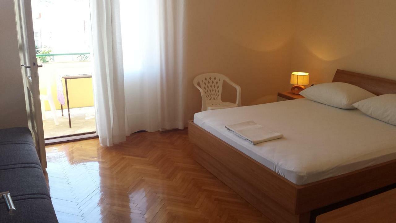 Apartments Jerko Jadrijevic พรีมอชเตน ภายนอก รูปภาพ